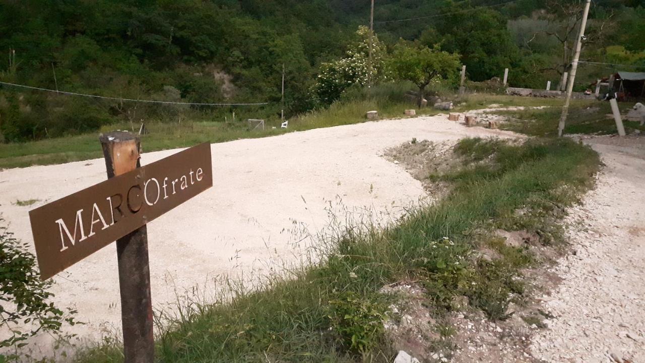 Agriturismo Marcofrate, A Retreat In The Nature Valtopina Esterno foto